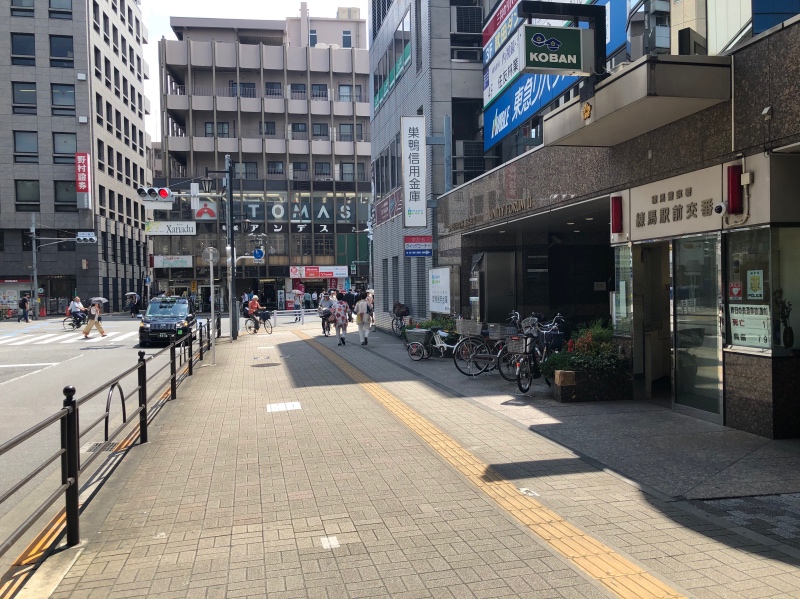 アクセス
